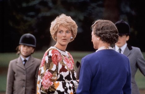 Catherine Oxenberg - Charles and Diana: Unhappily Ever After - Z filmu