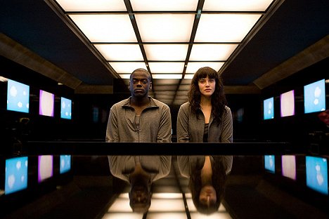 Daniel Kaluuya, Jessica Brown Findlay - Black Mirror - 15 millions de mérites - Film