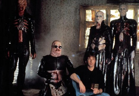 Clive Barker, Doug Bradley - Hellraiser - Van de set