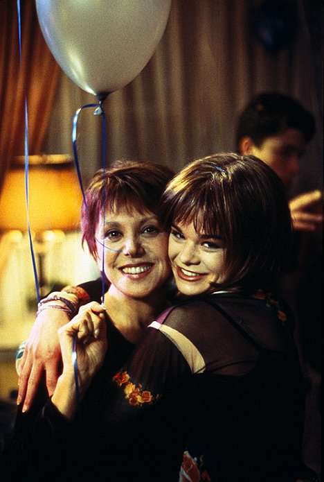 Marlo Thomas, Ellen Muth - Two Against Time - Photos