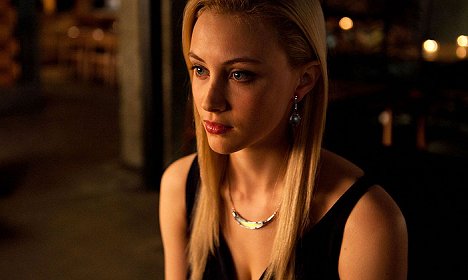 Sarah Gadon - Cosmopolis - Photos