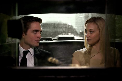 Robert Pattinson, Sarah Gadon - Cosmopolis - Z filmu