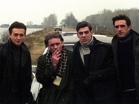 Sergei Bezrukov, Pavel Maykov, Dmitriy Dyuzhev, Vladimir Vdovichenkov - Brigada - Brigada - Kuvat elokuvasta