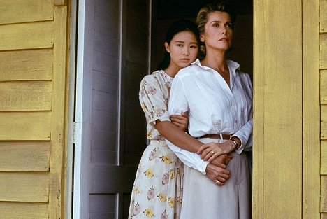 Linh Dan Pham, Catherine Deneuve - Indochine - Photos