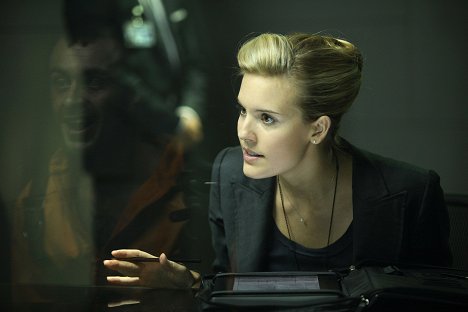 Maggie Grace - Lockout - Film