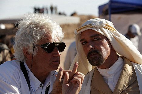 Jean-Jacques Annaud, Antonio Banderas - Day of the Falcon - Making of