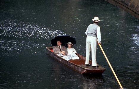 Philip Jackson, Pauline Moran - Agatha Christie: Poirot - The Case of the Missing Will - Photos