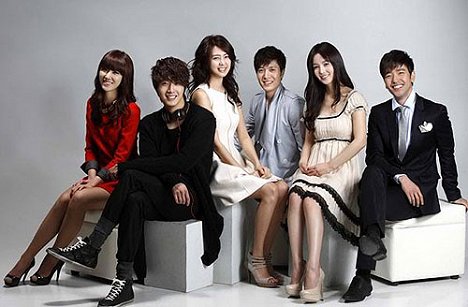 Ji-hye Seo, Il-woo Jeong, Lee Yo-won, Hyeon-jae Jo, Gyoo-ri Nam, Soo-bin Bae - 49il - Filmfotos