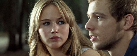 Jennifer Lawrence, Max Thieriot - House at the End of the Street - Z filmu