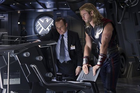 Clark Gregg, Chris Hemsworth - Avengers - Z filmu