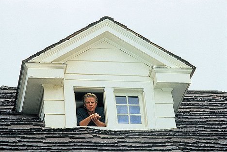Gary Busey - Hider in the House - Van film