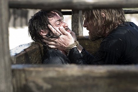 Emun Elliott, Sean Bean - Black Death - Film