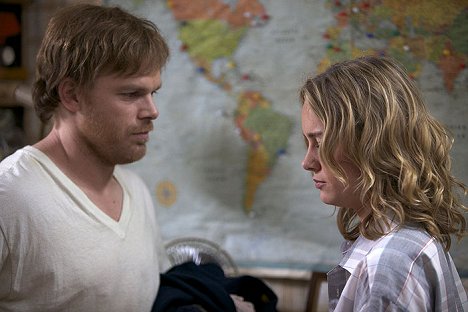 Michael C. Hall, Brie Larson - The Trouble with Bliss - Filmfotos