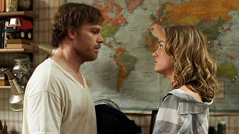 Michael C. Hall, Brie Larson - The Trouble with Bliss - Film