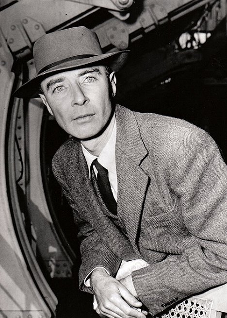 J. Robert Oppenheimer - Životní zkoušky J. Roberta Oppenheimera - Z filmu
