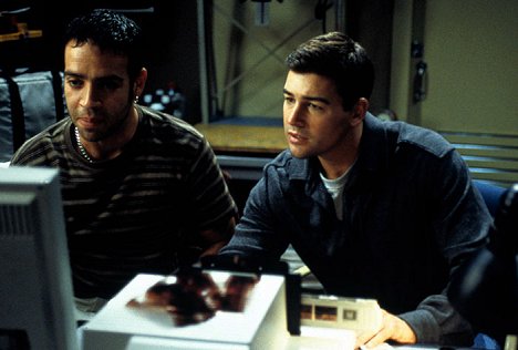 Kyle Chandler - Early Edition - Filmfotos