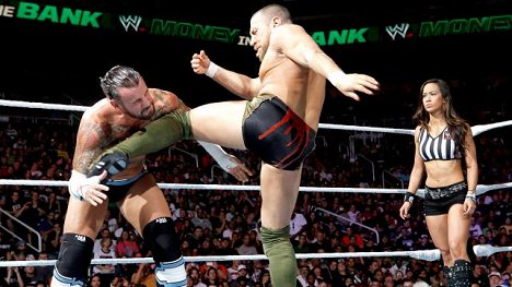 CM Punk, Bryan Danielson, A.J. Mendez - WWE Money in the Bank - Z filmu