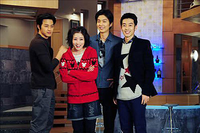 Ji-hoon Kim, Jeong-won Choi, Dong-wook Shin - Byeoleul ddadajwo - Filmfotos