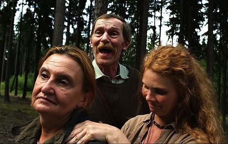 Eva Holubová, Jiří Schmitzer, Barbora Nimcová-Schlesinger - Cesta do lesa - Z filmu