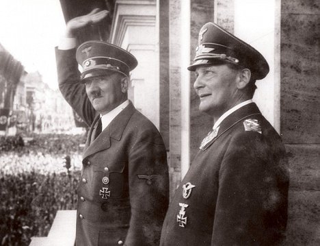 Adolf Hitler, Hermann Göring - Kronika III. říše - Z filmu