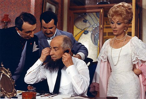 Pascal Mazzotti, Louis de Funès, Claude Gensac - Heves jeges - Filmfotók