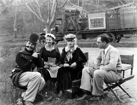 William Haines, Polly Moran, Marion Davies, King Vidor - Espejismos - Del rodaje