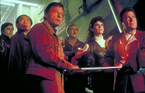Walter Koenig, George Takei, DeForest Kelley, James Doohan, Robin Curtis, William Shatner - Star Trek III: Auf der Suche nach Mr. Spock - Filmfotos