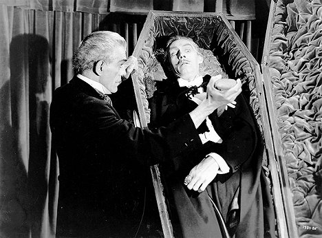 Boris Karloff, John Carradine - Frankensteinův hrad - Z filmu