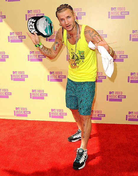 Riff Raff - 2012 MTV Video Music Awards - Van film