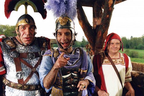 Jean-Pierre Castaldi, Roberto Benigni, Jean-Paul Farré - Astérix y Obélix contra César - De la película