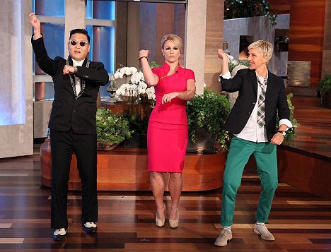PSY, Britney Spears, Ellen DeGeneres - Ellen: The Ellen DeGeneres Show - Photos