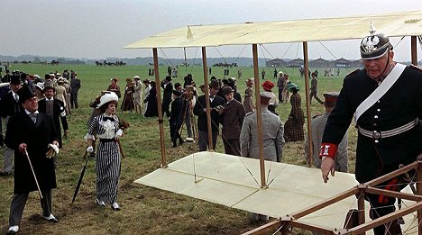 Robert Morley, Sarah Miles, Gert Fröbe - Báječní muži na létajících strojích - Z filmu
