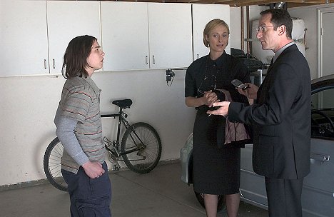 Lou Taylor Pucci, Caroline Goodall, Jason Isaacs - Elrabolva - Filmfotók