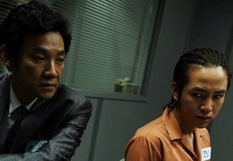 Jin-yeong Jeong, Geun-seok Jang - The Case of Itaewon Homicide - Photos