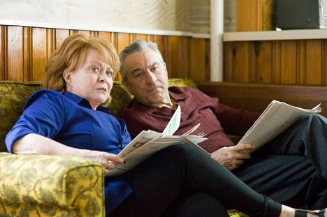 Jacki Weaver, Robert De Niro - Silver Linings - Filmfotos