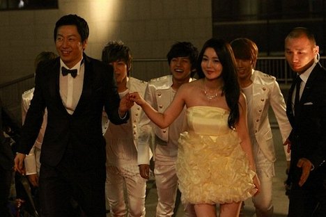 Soo-ro Kim, Dong-ho Shin, Gyoo-ri Nam - Mr. aidol - De la película