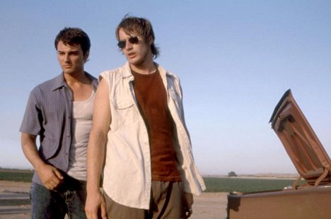 Kerr Smith, Brendan Fehr - Los malditos: vampiros del desierto - De la película