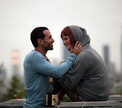 Haaz Sleiman, Sara Rue - Dorfmanová - Z filmu