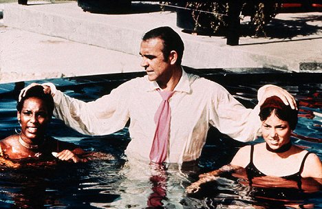 Trina Parks, Sean Connery, Lola Larson - James Bond 007 - Diamantenfieber - Filmfotos