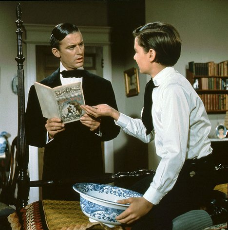Roddy McDowall, Bryan Russell - The Adventures of Bullwhip Griffin - Filmfotos
