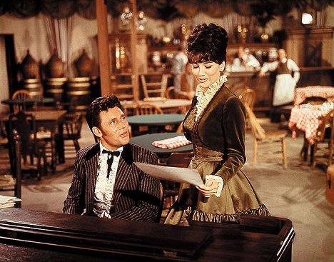 Harry Guardino, Suzanne Pleshette - The Adventures of Bullwhip Griffin - Photos