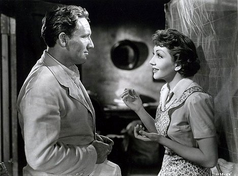 Spencer Tracy, Claudette Colbert - Boom Town - Photos