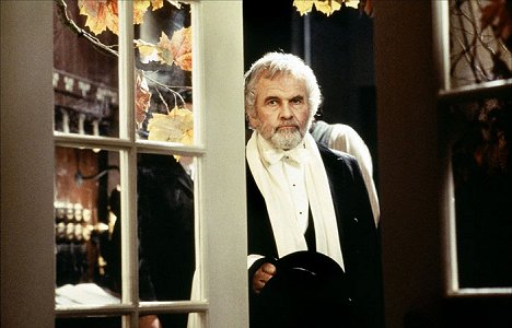 Ian Holm - Esther Kahn - Photos