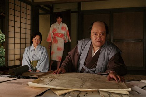 Šinobu Ótake, Saki Fukuda, Tošijuki Nišida - Katen no širo - Z filmu