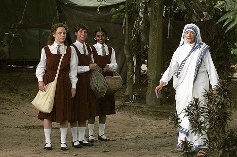 Olivia Hussey - Madre Teresa - De la película