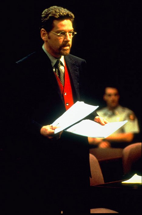 Kenneth Branagh - Fałszywa ofiara - Z filmu