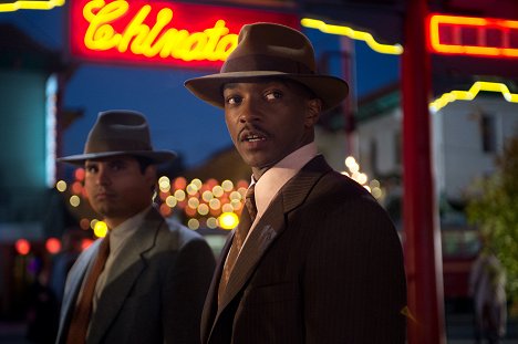 Michael Peña, Anthony Mackie - Gangster Squad - Photos