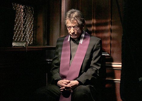 John Hurt - The Confession - Kuvat elokuvasta