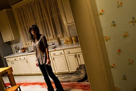 Alexandra Daddario - Texas Chainsaw 3D - Photos