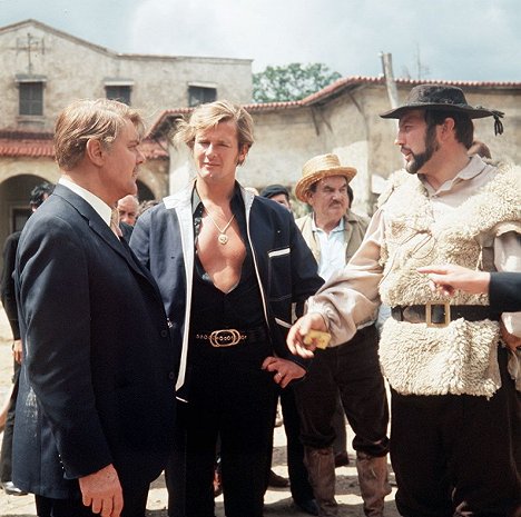 Thorley Walters, Roger Moore - The Persuaders! - Photos
